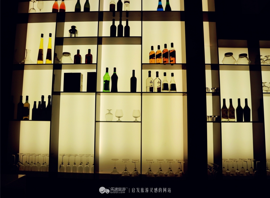 做一家有品质有温度的酒店,轻奢酒店大堂办公