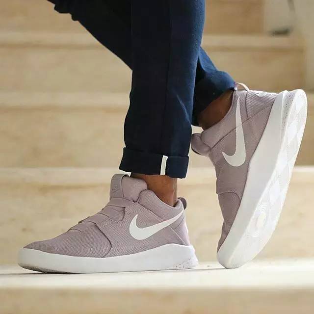 赵云单挑吕布出什么装备,吕布和赵云对抗路