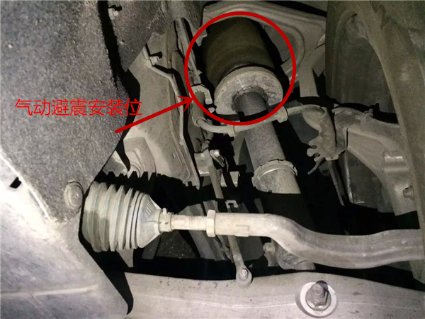 趴低过减速带视频,极致低趴过减速带