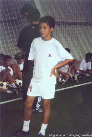 高洪波延边,2015亚洲杯国足王大雷球童
