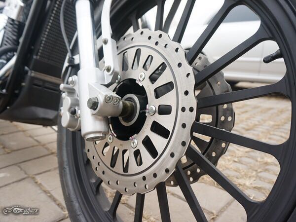 车型解析:大地鹰王迪特那,灌篮高手里铁男的座驾