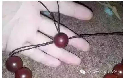 佛珠穿绳打结教程,佛珠穿绳打结有讲究吗