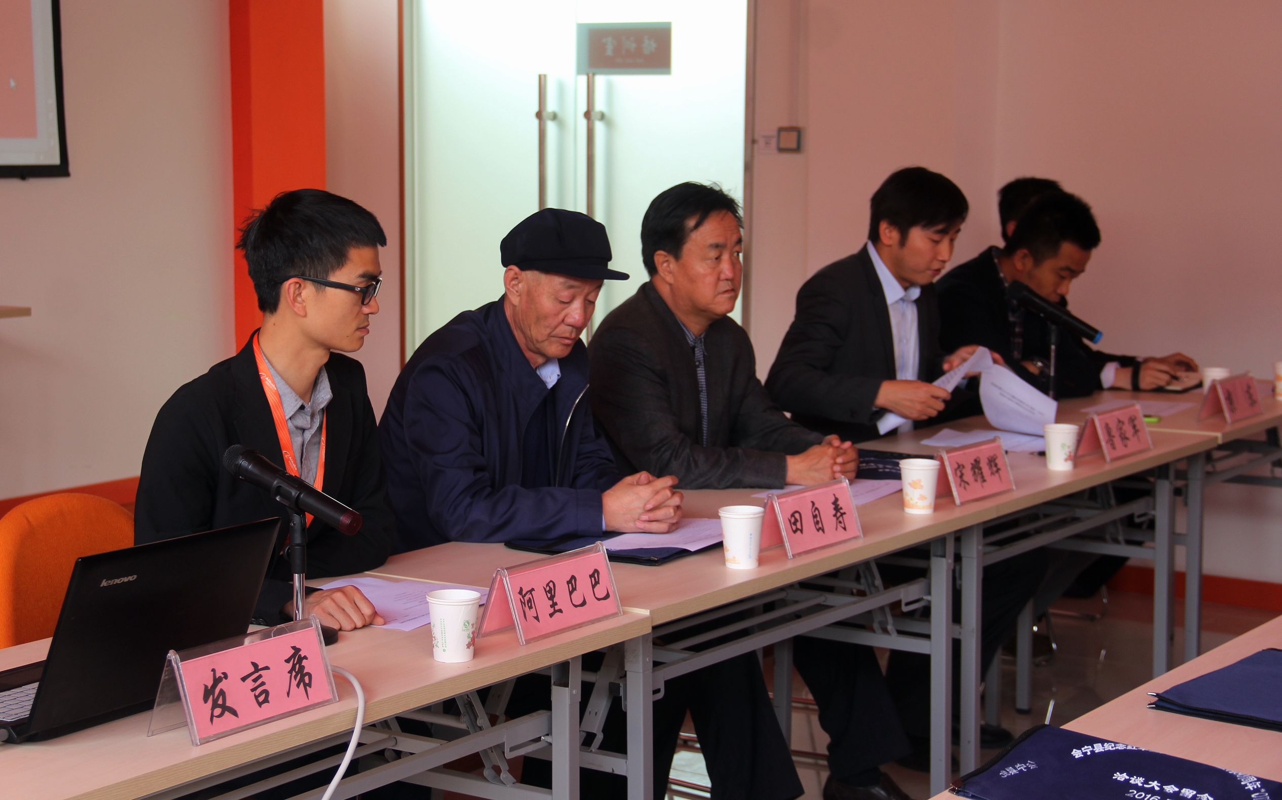 昔日丝绸路驼队阵阵显繁荣今朝OTO再起风云闹汉唐