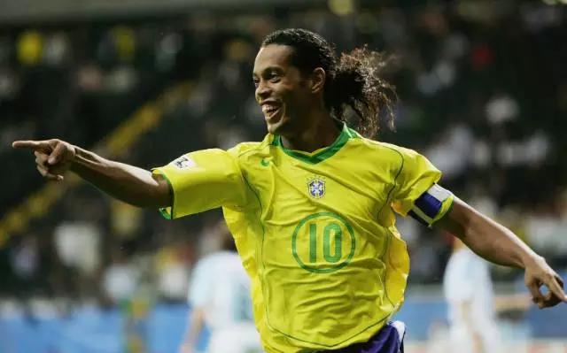 有你没有看过的足坛萌照（六一快乐）