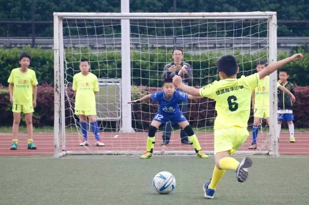 育华小学足球,绿城育华小学运动会