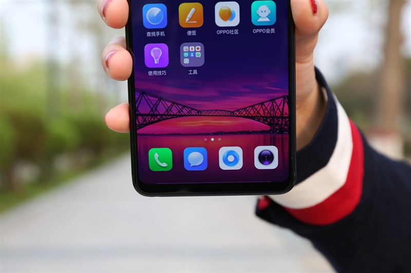 最超值的异形全面屏！OPPOR15评测：全系6+128