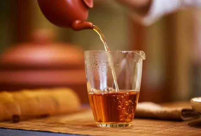 这些夏天的喝茶小常识你知道多少,炎热的夏天喝点清凉的茶