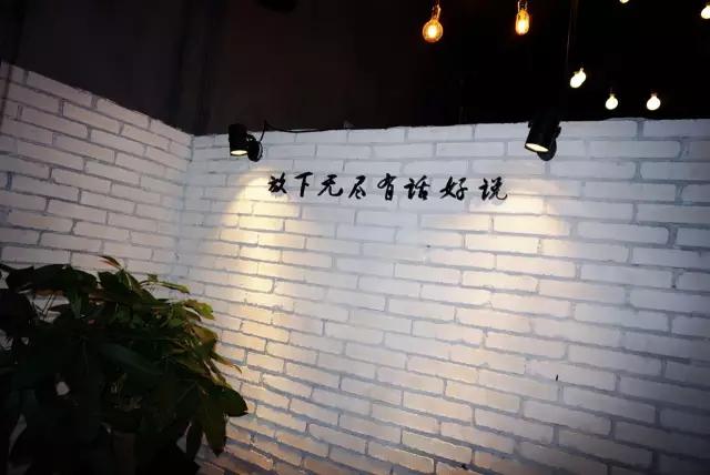 英雄联盟游戏主题酒吧,英雄联盟主题酒吧投资