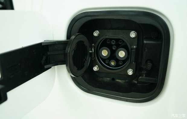 众泰e200电动评测,难得一见的精品汽车