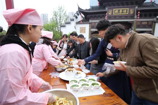 五大门派四月“论剑”合肥万达乐园看美食武林“盟主”花落谁家