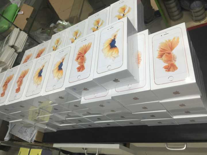 华强北低价苹果手机哪来的,来深圳看看华强北