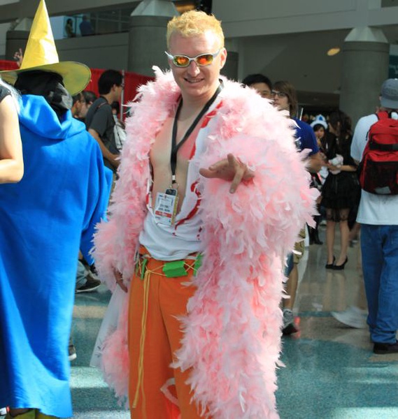 权志龙cos,权志龙cos黄飞鸿