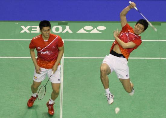 羽毛球膝盖康复训练,羽毛球国羽封闭训练