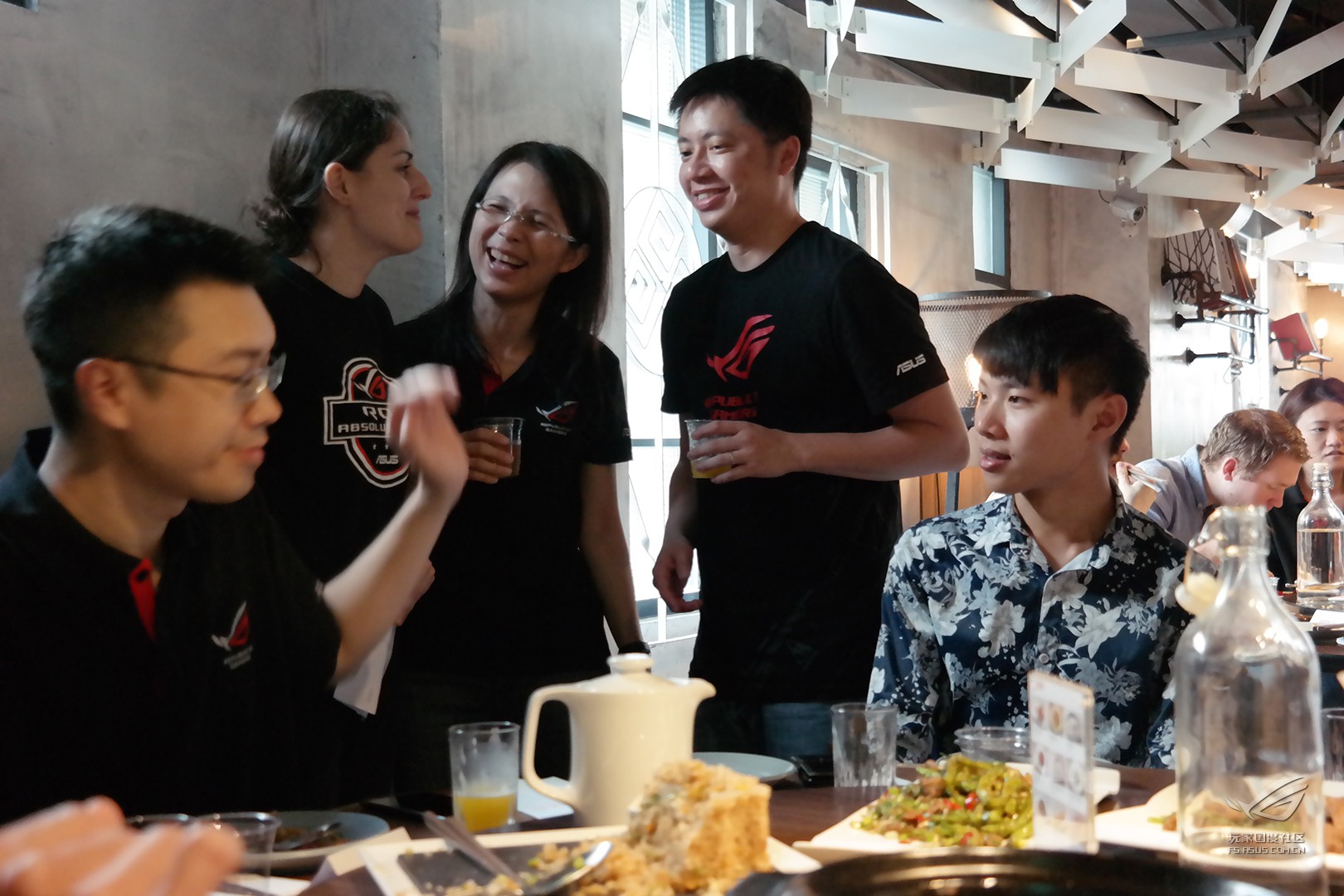 rog败家国度外设,rog败家之眼华硕主机