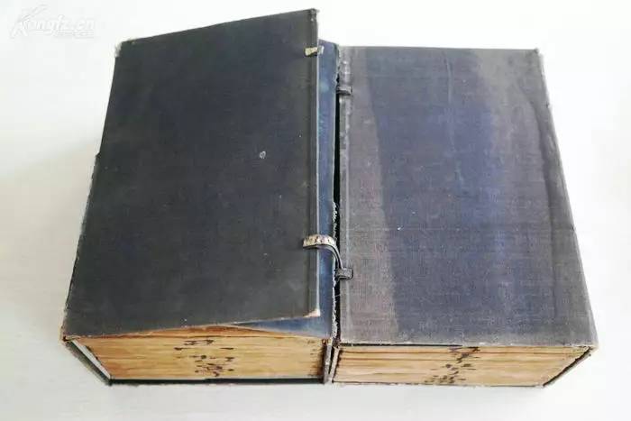 碧杜红蘅男紫女青丨明版《二如亭群芳譜》两函二十四册全