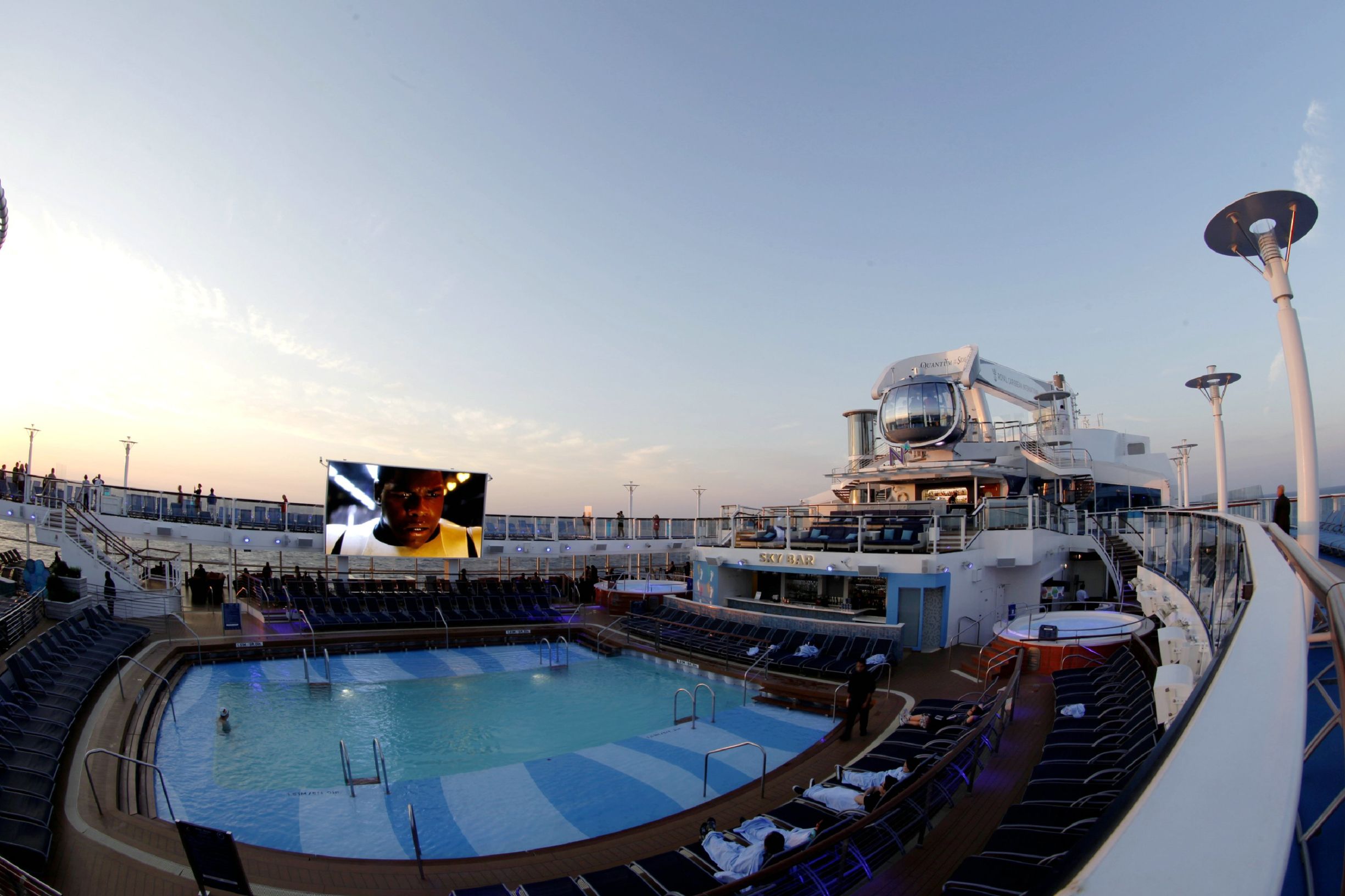 海洋量子号游记,如何乘坐海洋量子号