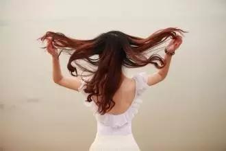 依路佑妮女装平庄专卖店,依路佑妮女装直播