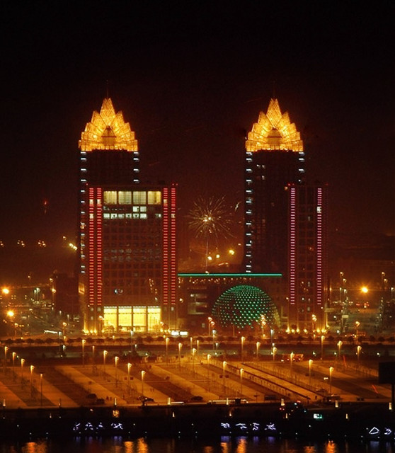 没有雾霾天的郑州还是挺美的