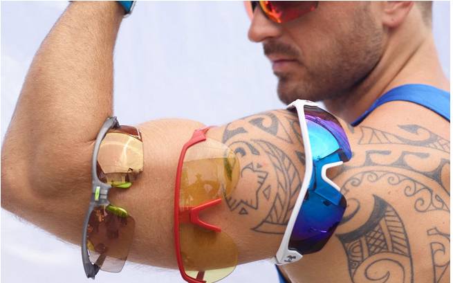 跑步眼镜排行榜前十名戴出高级感,学会四个方法跑步更安全