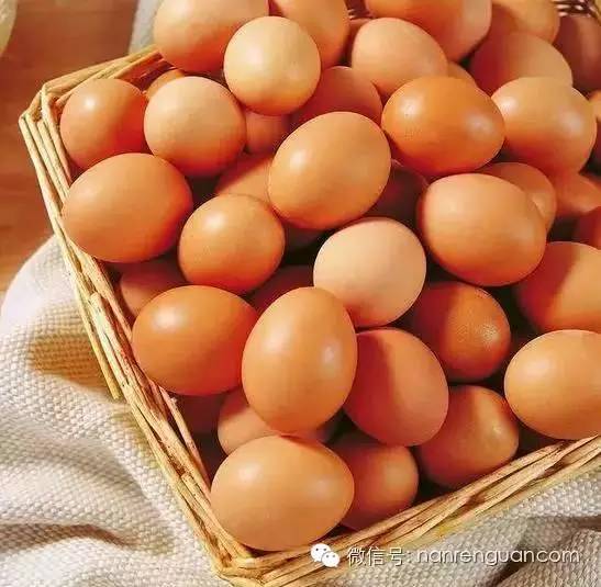 史上简单粗暴虐腹技能,肌肉硬汉教你全面虐腹,虐出腹肌人鱼线