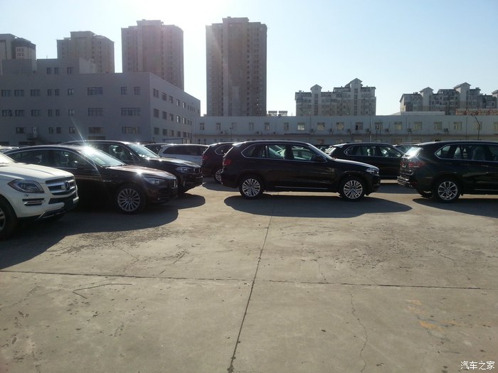 普拉多4000和兰德酷路泽4000油耗,lc250普拉多2.4t百公里油耗