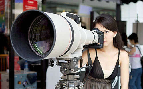 盘点全球最贵的单反相机，最便宜的都能买十套房了，奔驰专门载它