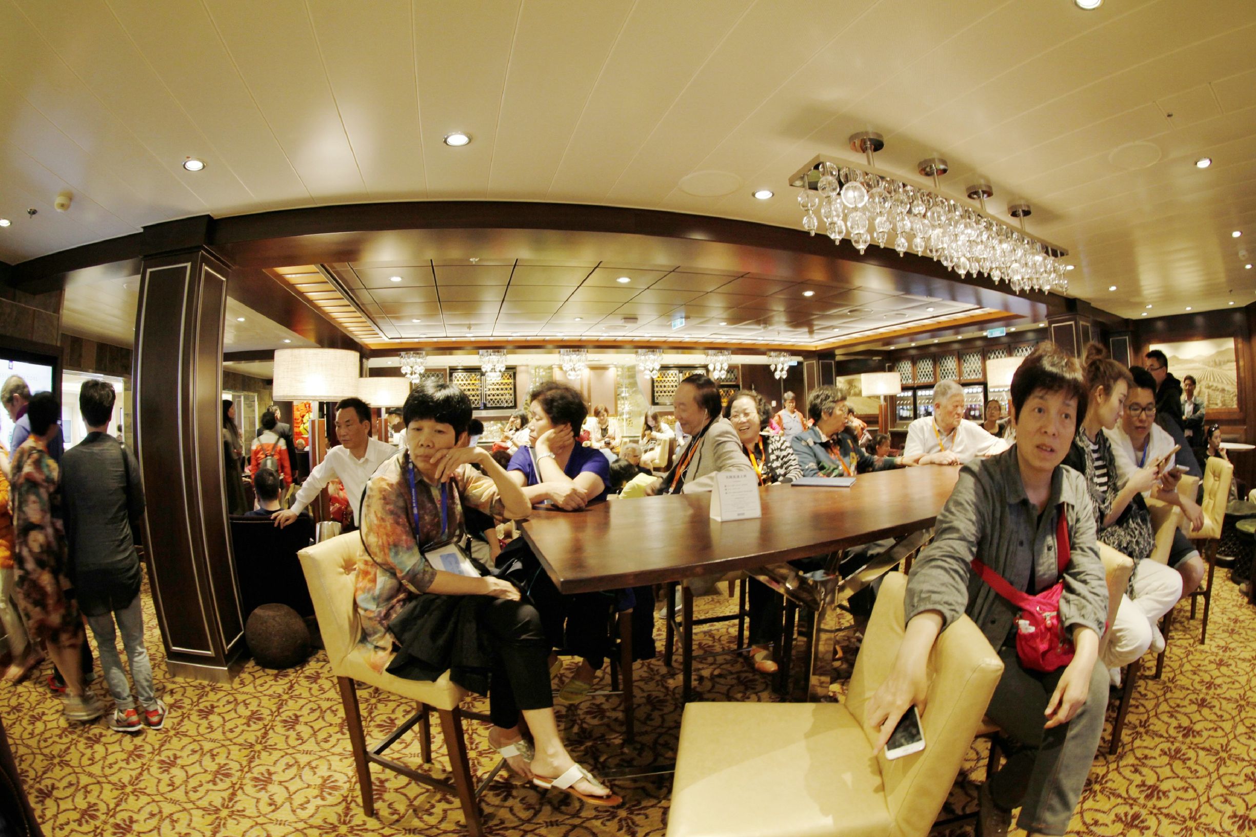 海洋量子号游记,如何乘坐海洋量子号