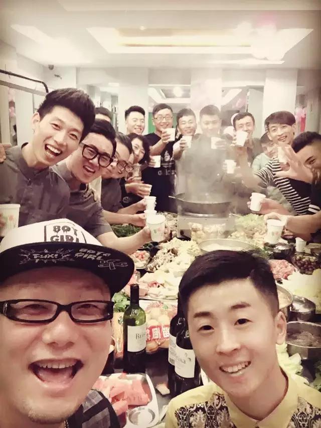 在一家公司很久的文案,在一家设计公司做文案工作