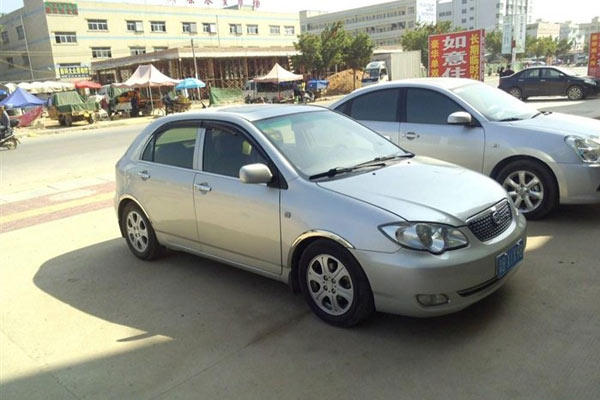 比亚迪f3怎么换后摄像头,比亚迪f3装前置摄像头