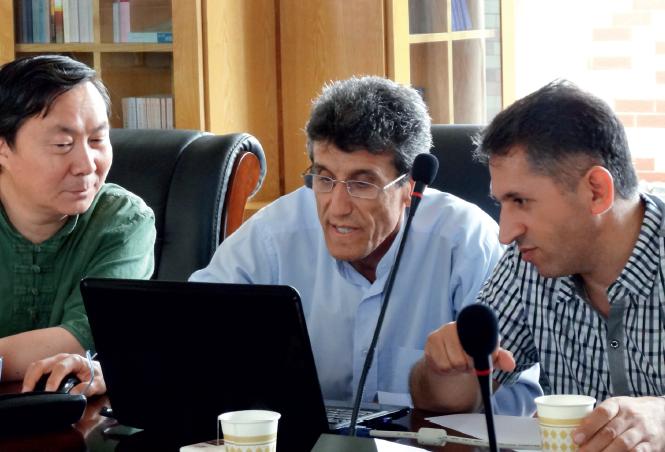 伊朗版中国古代地图,世界地图中的伊朗在哪里