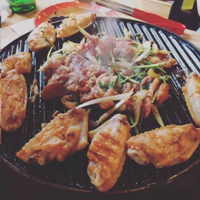 鍚冭揣闆疯揪鍚冨枬鐜╀箰,鍚冭揣闆疯揪