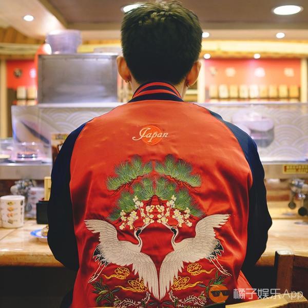 像范爷和GaGa那样，Howto把动物图案穿出高逼格？