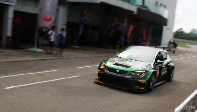 周末别宅啦快来看泛珠赛车节第一天的精彩花絮