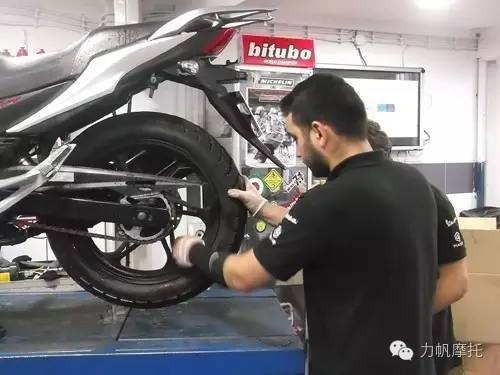 外媒测试轩逸,外媒测试qbz191