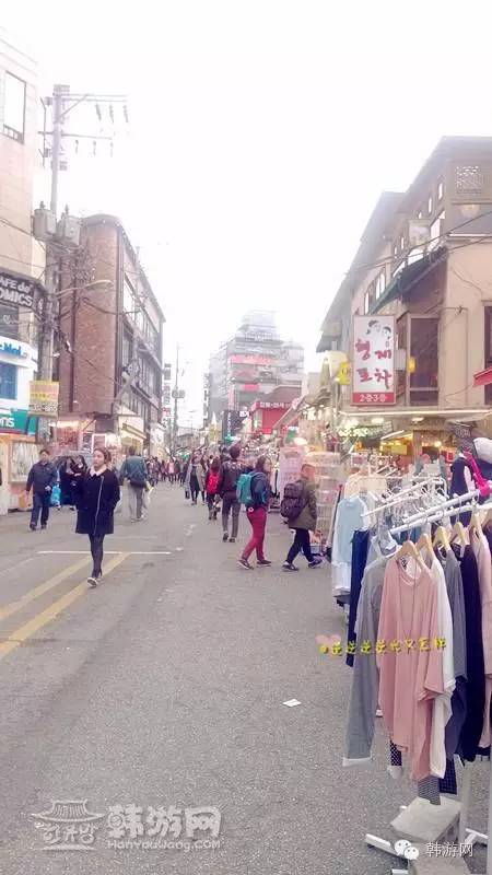 闺蜜两个去超市买零食吃,闺蜜两人闯天下