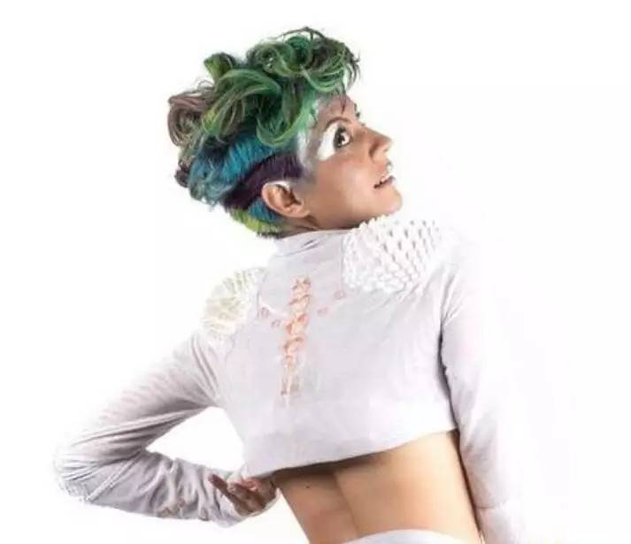 花火日报:美团支付钱包遭央行下架整改有款手机控诉iPhone6/6plus抄袭还赢了?