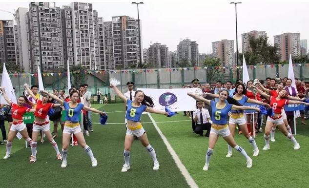 不一样的足球世界赛,不一样的足球赛英国