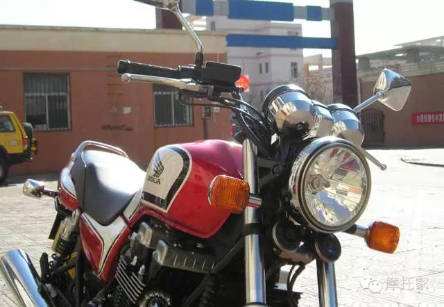 本田cb750老款摩托,honda摩托cb750评测
