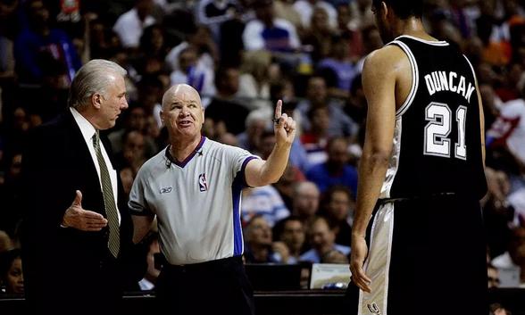 裁判不能连续两场当主裁判,nba裁判的判罚对比赛有多大影响