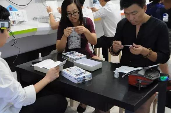 搜集一支微缩的*队军**有多酷?来这家京城的模型老店看看就知道了