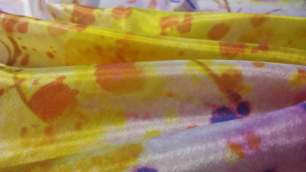 针织桑蚕丝和网眼桑蚕丝的区别,03双绉桑蚕丝和真丝的区别