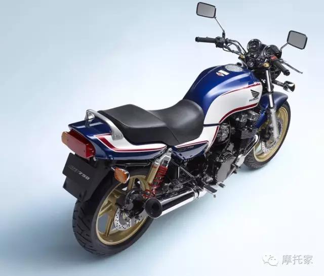 本田cb750老款摩托,honda摩托cb750评测