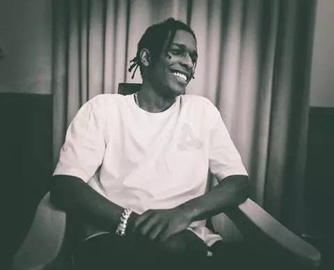 鐧絫骞充环鍝佺墝,鐧絫骞充环鎺ㄨ崘搴楅摵