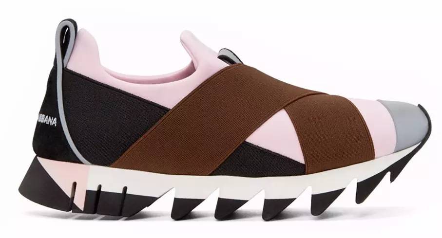 有了小粉鞋，你可以和小白鞋说分手了