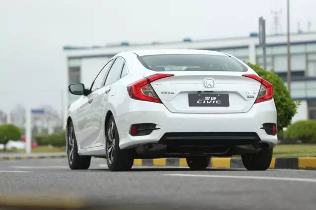 东风本田全新第十代思域,东风十代本田思域测评