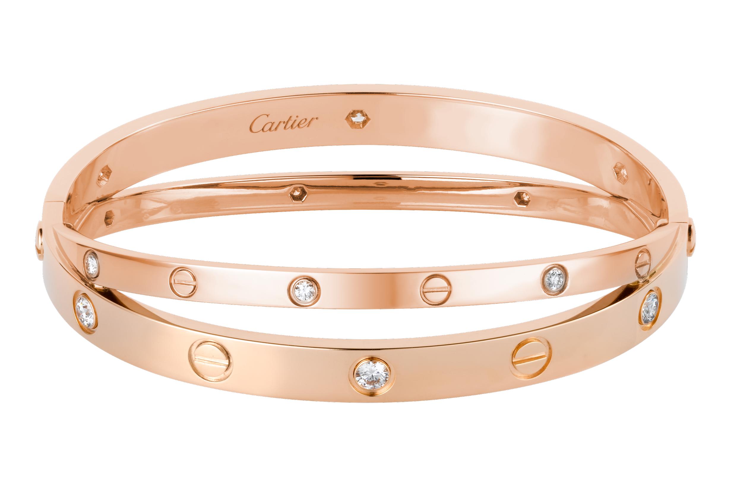 夏天当然少不了一件吊带裙,夏天需要一条温柔的吊带裙