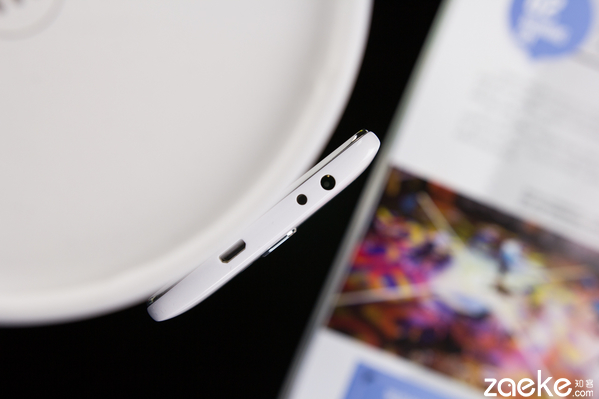 除了更好玩的指纹呢?TCL乐玩2C系统UI体验