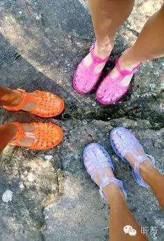 想在夏天吃冰果冻,夏天吃果冻甜甜的那种感觉