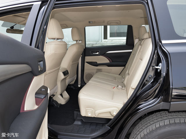 撒欢越野,安静舒适的大五座suv买什么