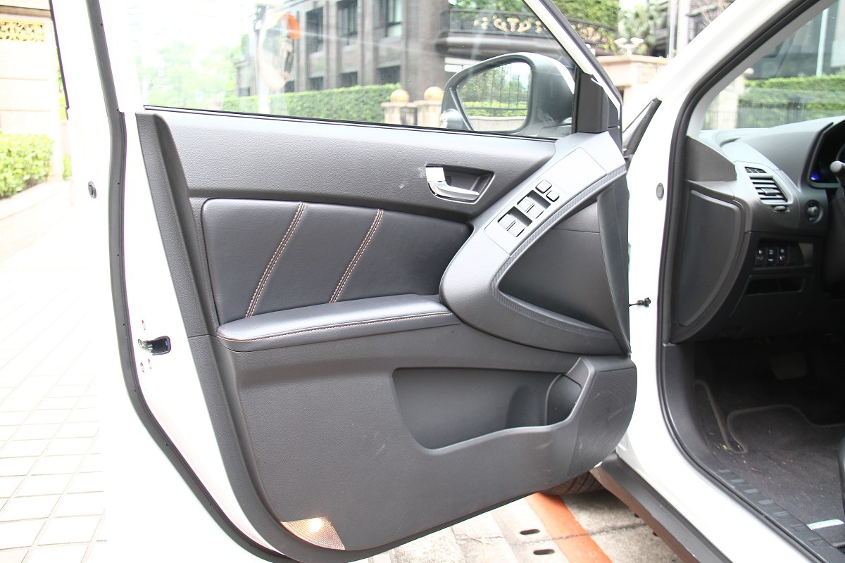 2014年纳智捷u6至尊版高速试驾,纳智捷u6引擎